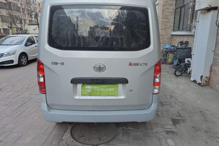 Used FAW Jiabao V75 2015 1.0L Standard Version DAM10AR Rear