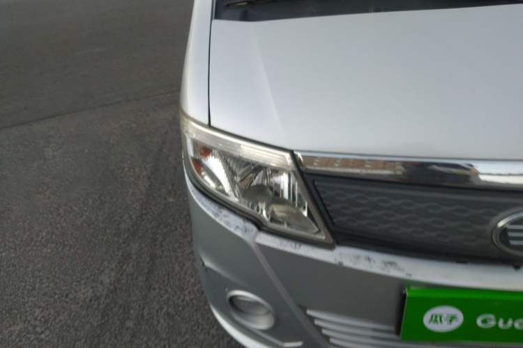 Used FAW Jiabao V75 2015 1.0L Standard Version DAM10AR Right Front Headlight