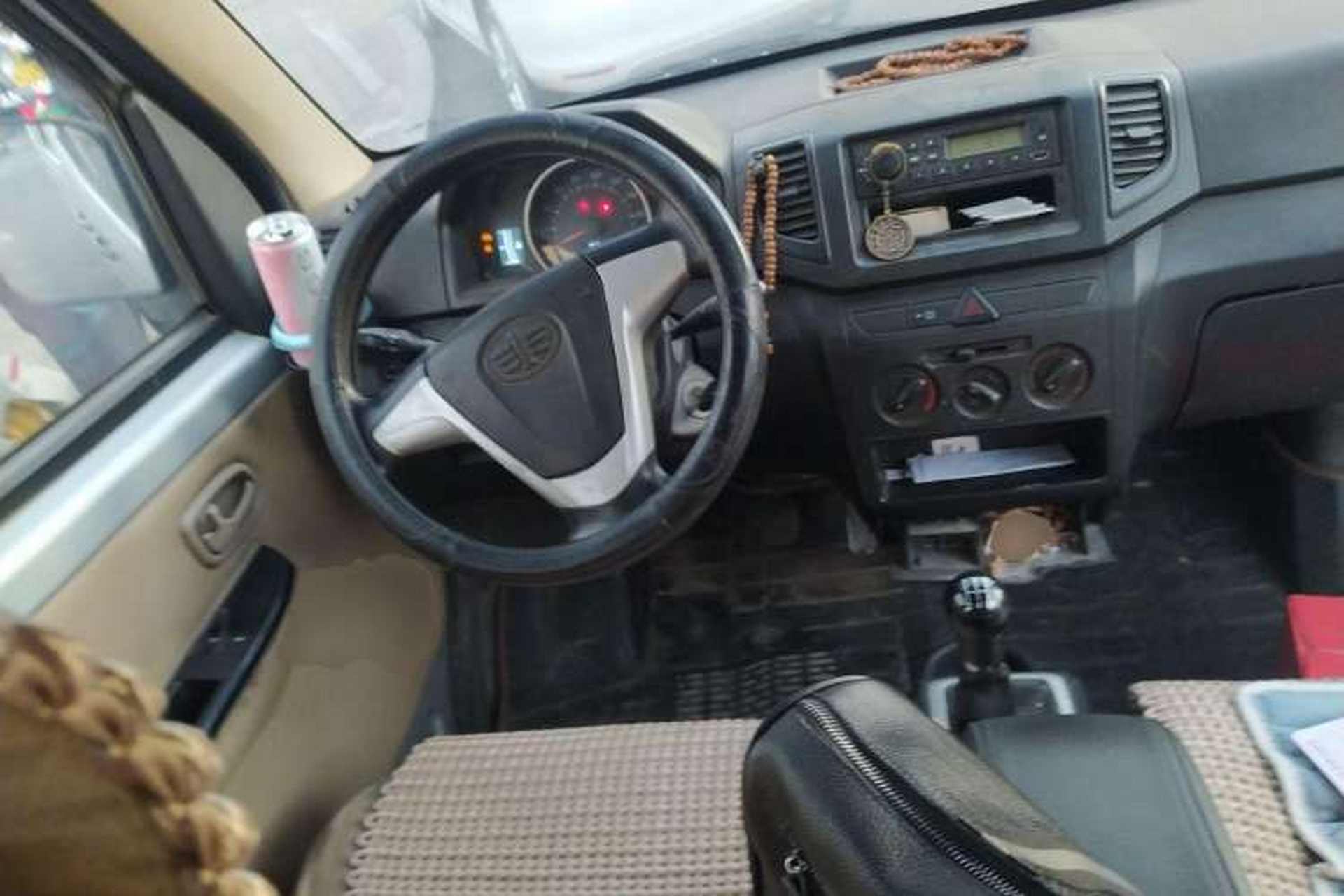 Used FAW Jiabao V75 2015 1.0L Standard Version DAM10AR Steering Wheel