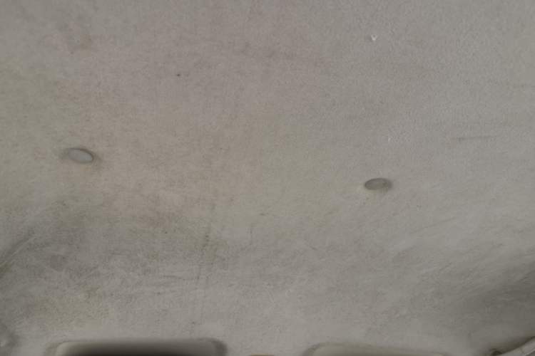 Used FAW Jiabao V75 2015 1.0L Standard Version DAM10AR Headliner