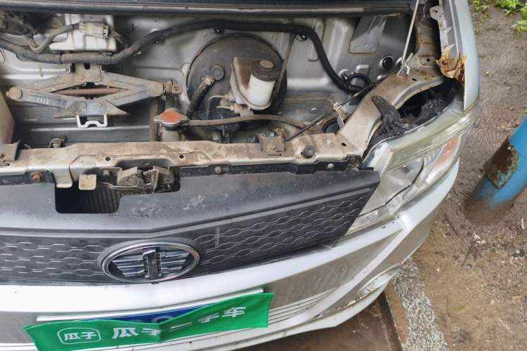 Used FAW Jiabao V77 2015 1.3L Commercial Version CA4GX13 Engine Bay Left