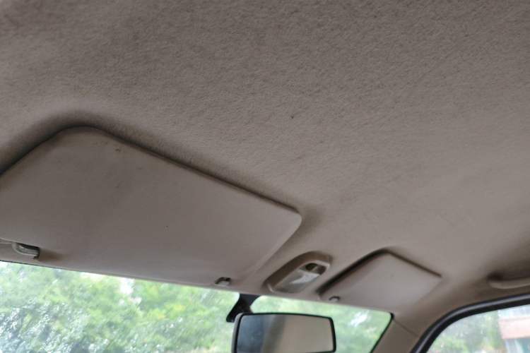 Used FAW Jiabao V77 2015 1.3L Commercial Version CA4GX13 Headliner