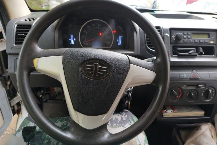 Used FAW Jiabao V77 2015 1.3L Commercial Version CA4GX13 Steering Wheel