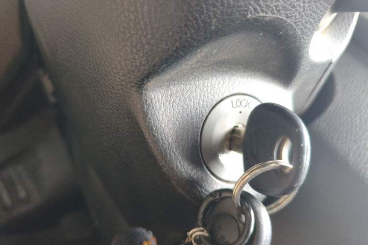 Used FAW Jiabao V77 2015 1.3L Commercial Version CA4GX13 Vehicle Key