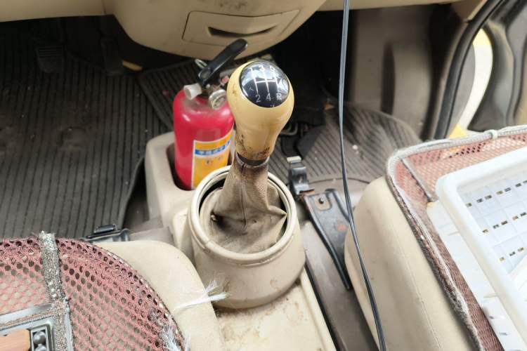 Used FAW Jiabao V80 2013 1.3L Business Comfort Model CA4GX13 Gear Lever