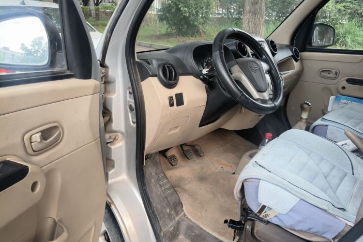 Used FAW Jiabao V80 2013 1.3L Business Comfort Model CA4GX13 Driver Seat