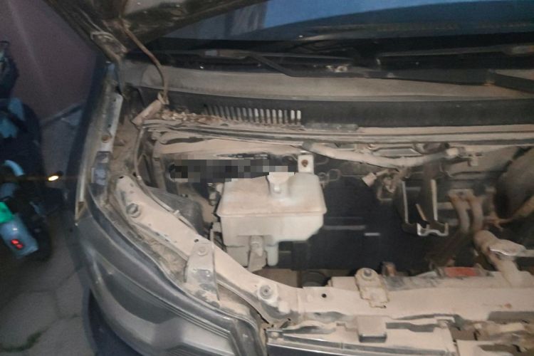 Used FAW Jiabao V80 2013 1.3L Business Comfort Model CA4GX13 Engine Bay Right