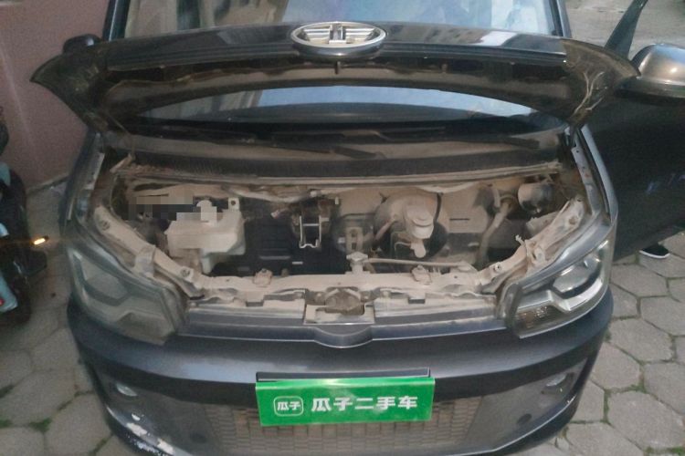 Used FAW Jiabao V80 2013 1.3L Business Comfort Model CA4GX13 Engine Bay