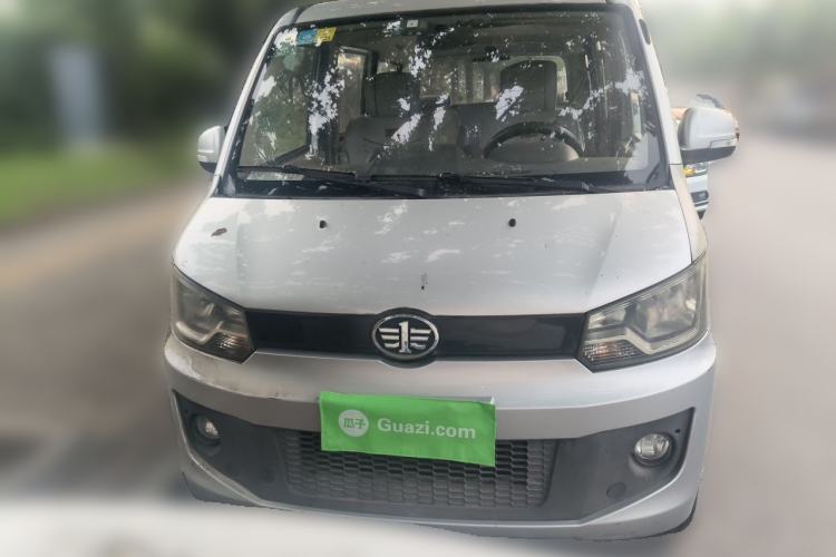 Used FAW Jiabao V80 2013 1.3L Business Comfort Model CA4GX13 Front