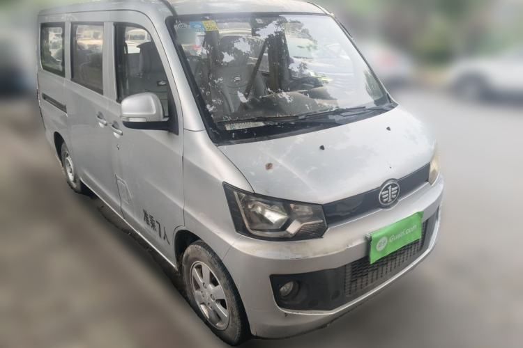 Used FAW Jiabao V80 2013 1.3L Business Comfort Model CA4GX13 Front Right 45 Deg