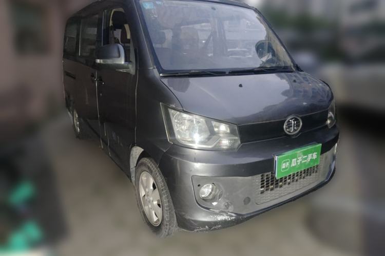 Used FAW Jiabao V80 2013 1.3L Business Comfort Model CA4GX13 Front Right 45 Deg