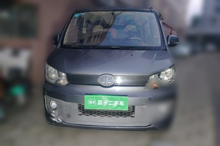 Used FAW Jiabao V80 2013 1.3L Business Comfort Model CA4GX13 Front
