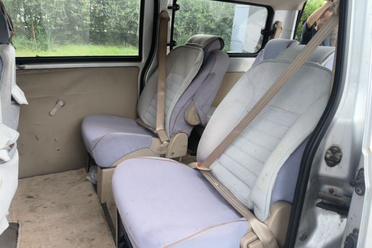 Used FAW Jiabao V80 2013 1.3L Business Comfort Model CA4GX13 Left Rear Seat