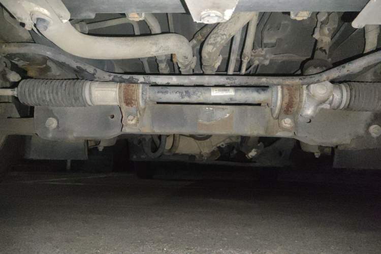 Used FAW Jiabao V80 2013 1.3L Business Comfort Model CA4GX13 Chassis Front