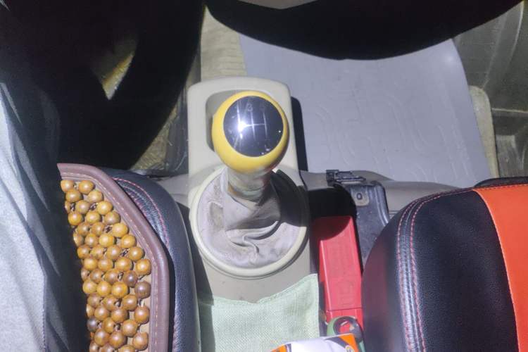 Used FAW Jiabao V80 2013 1.3L Business Comfort Model CA4GX13 Gear Lever