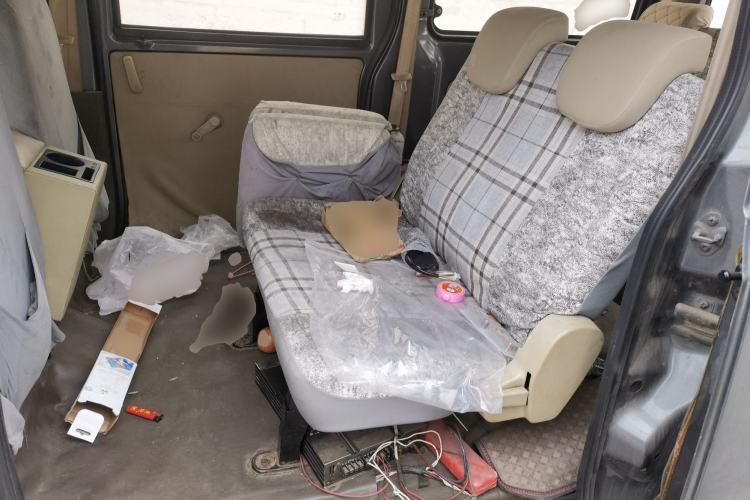 Used FAW Jiabao V80 2014 1.5L Logistics Comfort Model Left Rear Seat