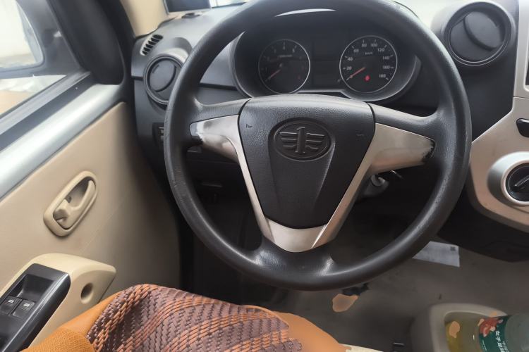 Used FAW Jiabao V80 2014 1.5L Extended All-in-One Standard Version Steering Wheel