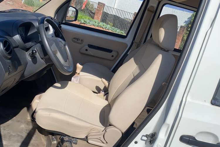 Used FAW Jiabao V80 2014 1.5L Extended All-in-One Standard Version Interior 1