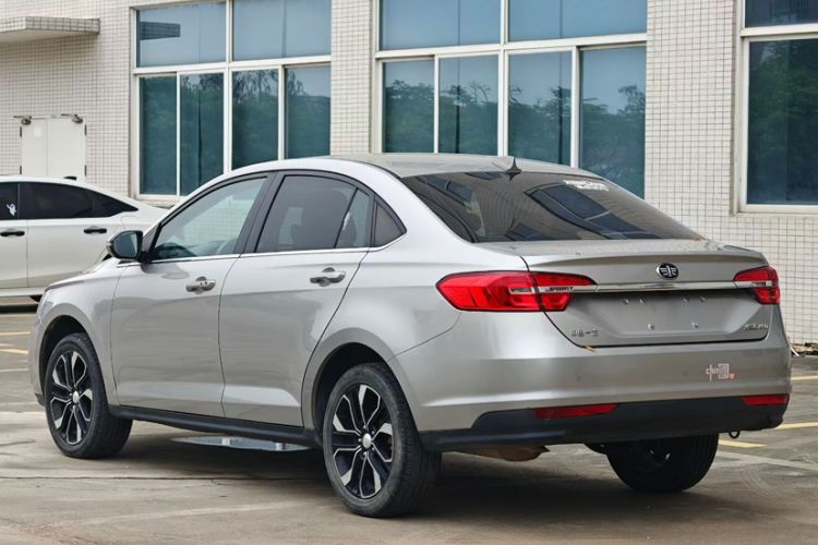 Used FAW Junpai A50 2018 1.5L Manual Luxury Model Exterior 5
