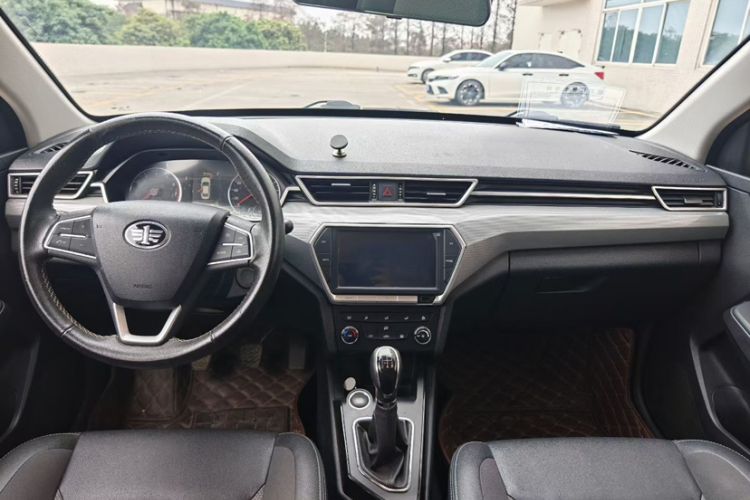 Used FAW Junpai A50 2018 1.5L Manual Luxury Model Interior 2