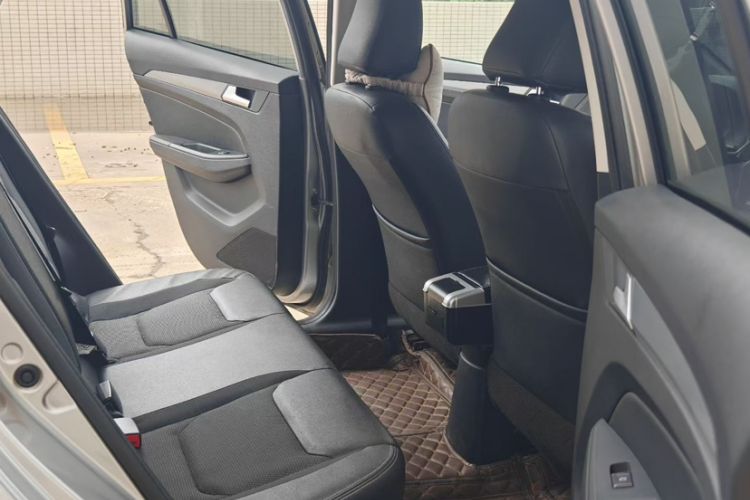 Used FAW Junpai A50 2018 1.5L Manual Luxury Model Interior 5