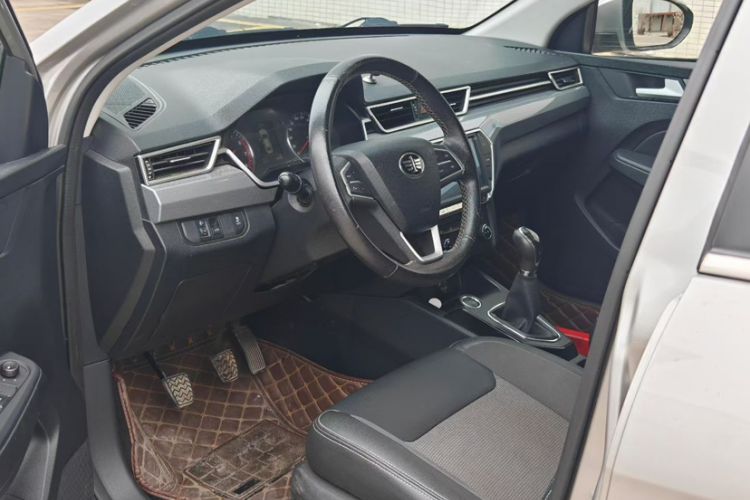 Used FAW Junpai A50 2018 1.5L Manual Luxury Model Interior 7
