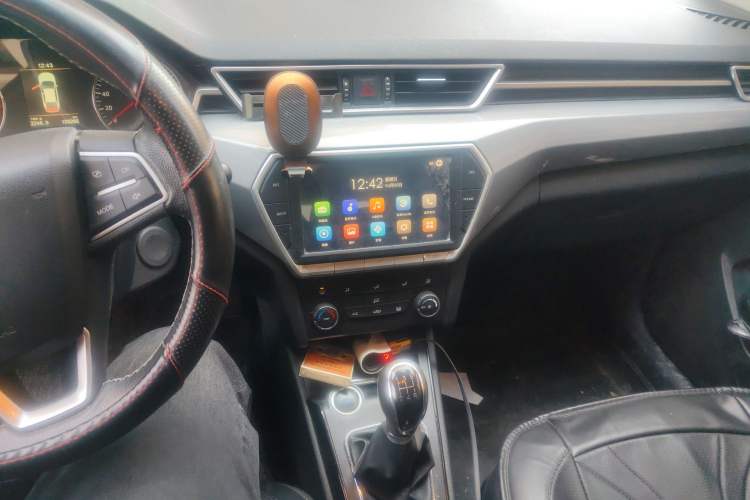 Used FAW Junpai A50 2018 1.5L Manual Luxury Model Audio And AC Panel
