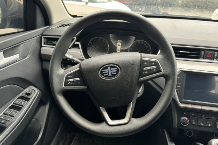 Used FAW Junpai A50 2018 1.5L Manual SmartConnect Comfort Version Interior 2