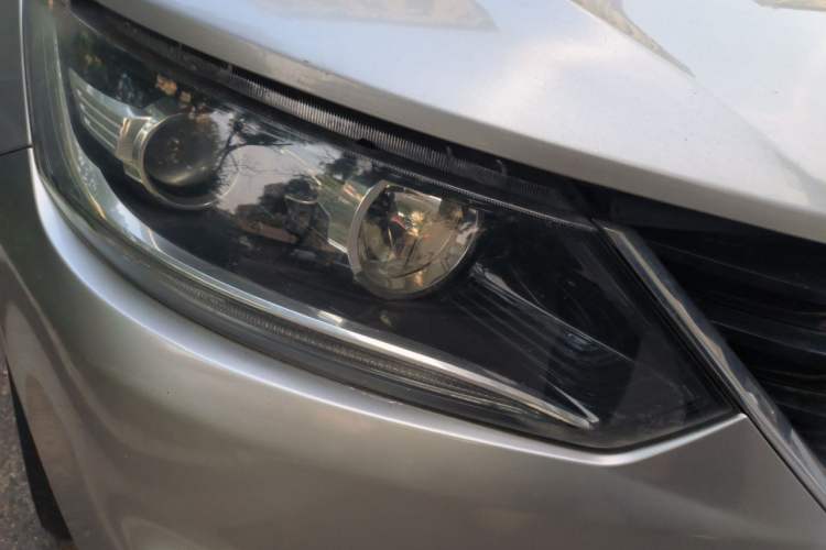 Used FAW Junpai A50 2018 1.5L Manual Luxury Model Right Front Headlight