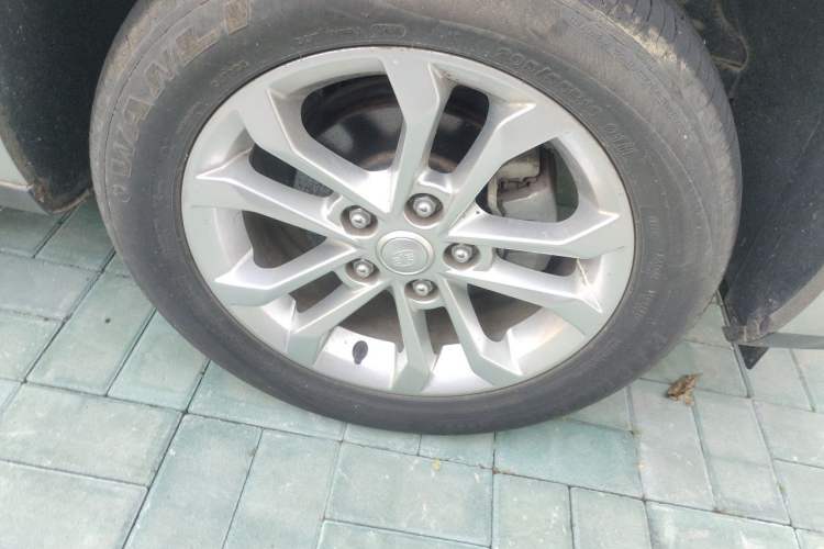 Used FAW Junpai A50 2018 1.5L Manual Comfort Model Right Front Wheel Hub