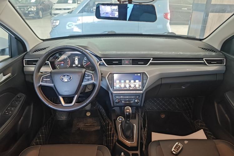 Used FAW Junpai A50 2018 1.5L Manual Luxury Model Center Console