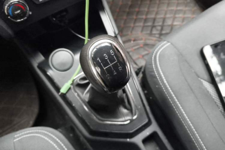 Used FAW Junpai A50 2018 1.5L Manual Comfort Model Gear Lever