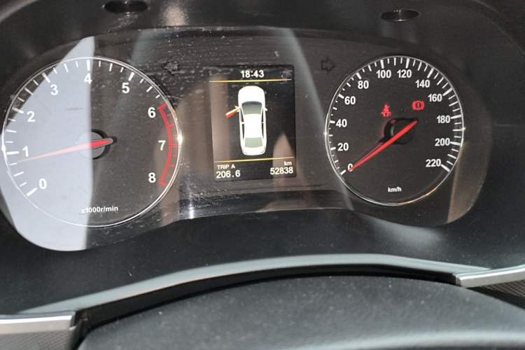 Used FAW Junpai A50 2018 1.5L Manual Comfort Model Odometer Close Up
