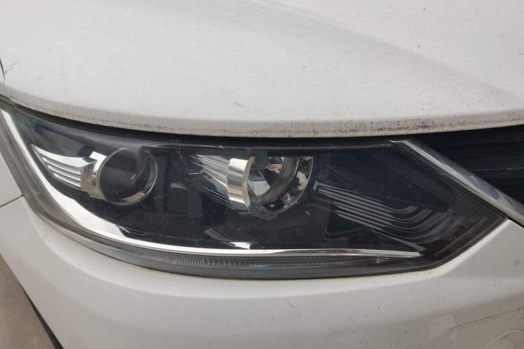 Used FAW Junpai A50 2018 1.5L Manual Comfort Model Right Front Headlight