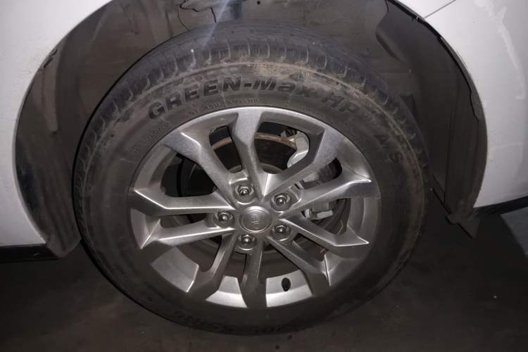 Used FAW Junpai A50 2018 1.5L Manual Comfort Model Right Front Wheel Hub