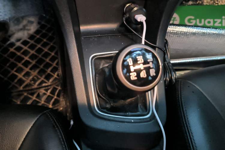 Used FAW Junpai A70 2016 1.6L Manual Tech Model Gear Lever