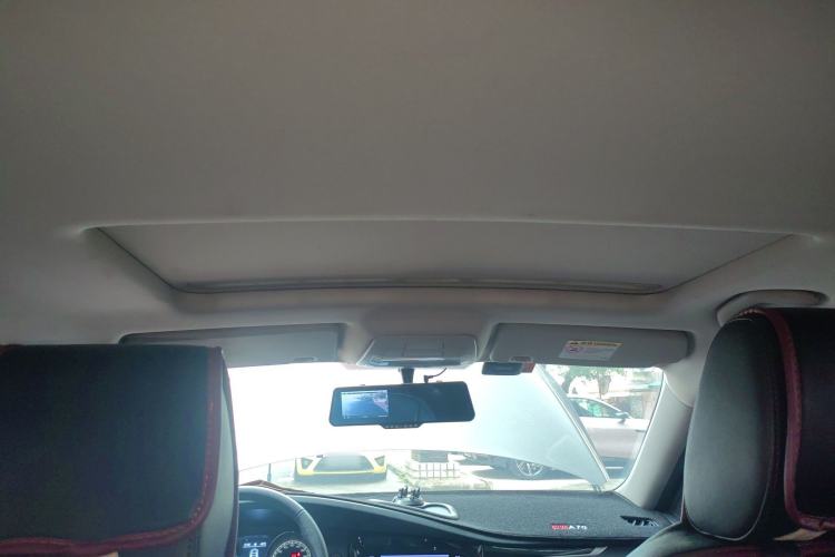 Used FAW Junpai A70 2016 1.6L Automatic Luxury Model Headliner