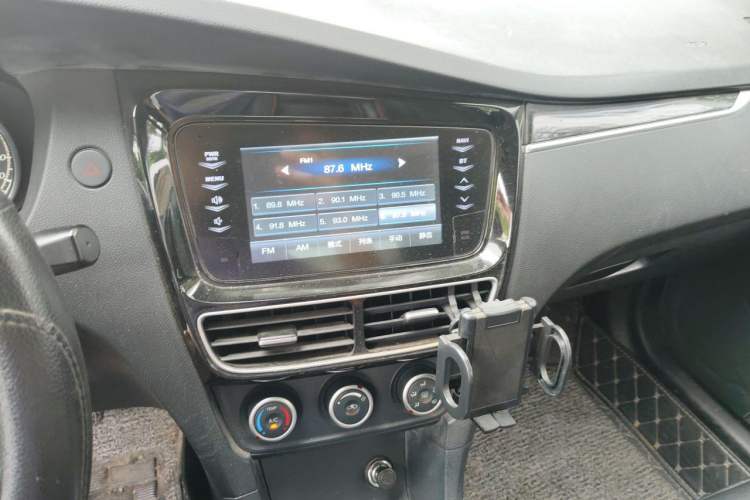 Used FAW Junpai A70 2016 1.6L Manual Tech Model Audio And AC Panel