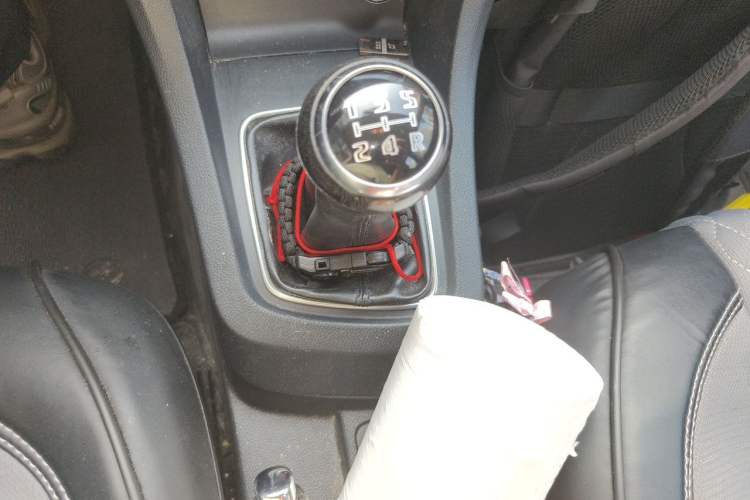 Used FAW Junpai A70 2016 1.6L Manual Tech Model Gear Lever