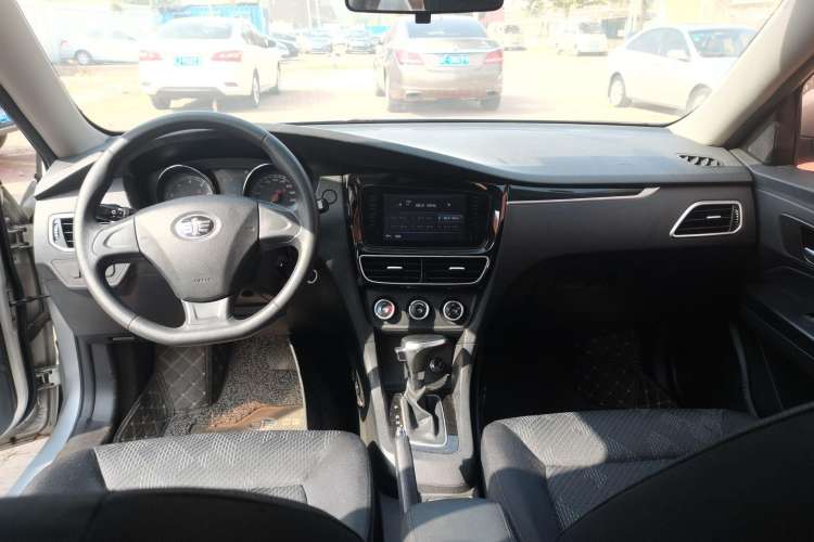 Used FAW Junpai A70 2016 1.6L Automatic Base Version Interior 3