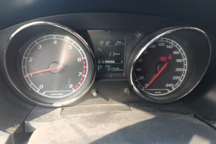 Used FAW Junpai A70 2016 1.6L Automatic Base Version Odometer Close Up