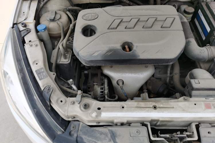 Used FAW Junpai A70 2016 1.6L Manual Luxury Edition Engine Bay Right