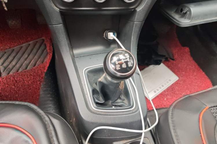 Used FAW Junpai A70 2016 1.6L Manual Tech Model Gear Lever