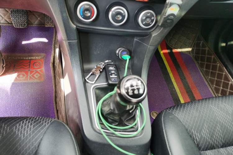 Used FAW Junpai A70 2016 1.6L Manual Luxury Edition Gear Lever