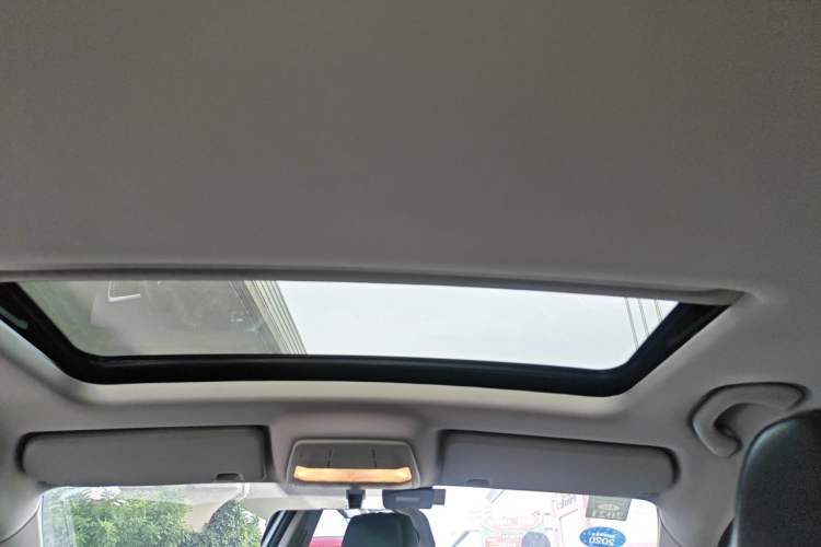 Used FAW Junpai A70 2016 1.6L Automatic Luxury Model Headliner