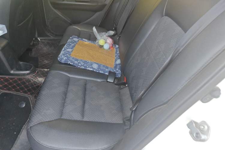Used FAW Junpai A70 2016 1.6L Automatic Luxury Model Left Rear Seat