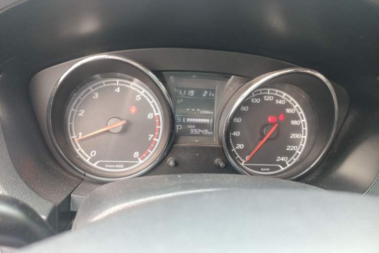 Used FAW Junpai A70 2016 1.6L Automatic Tech Version Odometer Close Up