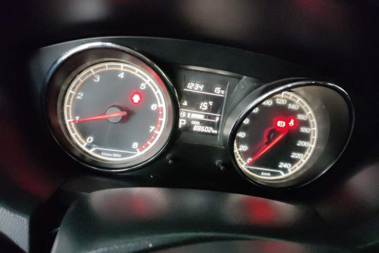 Used FAW Junpai A70 2016 1.6L Automatic Tech Version Odometer Close Up