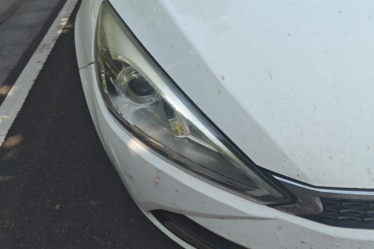 Used FAW Junpai A70 2016 1.6L Automatic Luxury Model Right Front Headlight