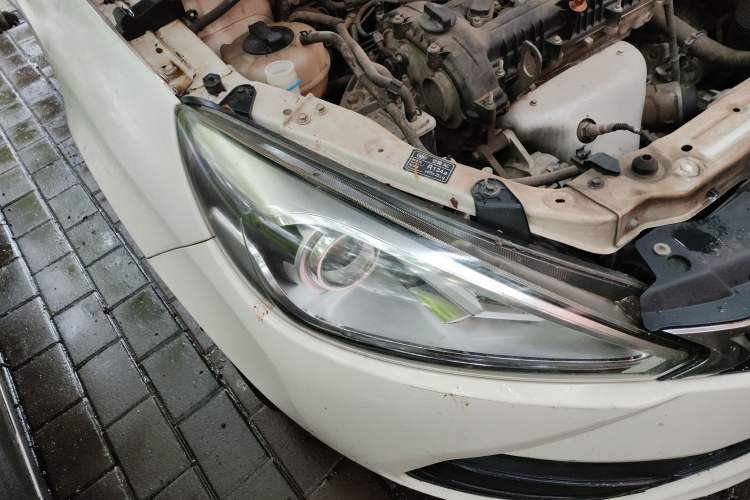 Used FAW Junpai A70 2016 1.6L Automatic Tech Version Right Front Headlight